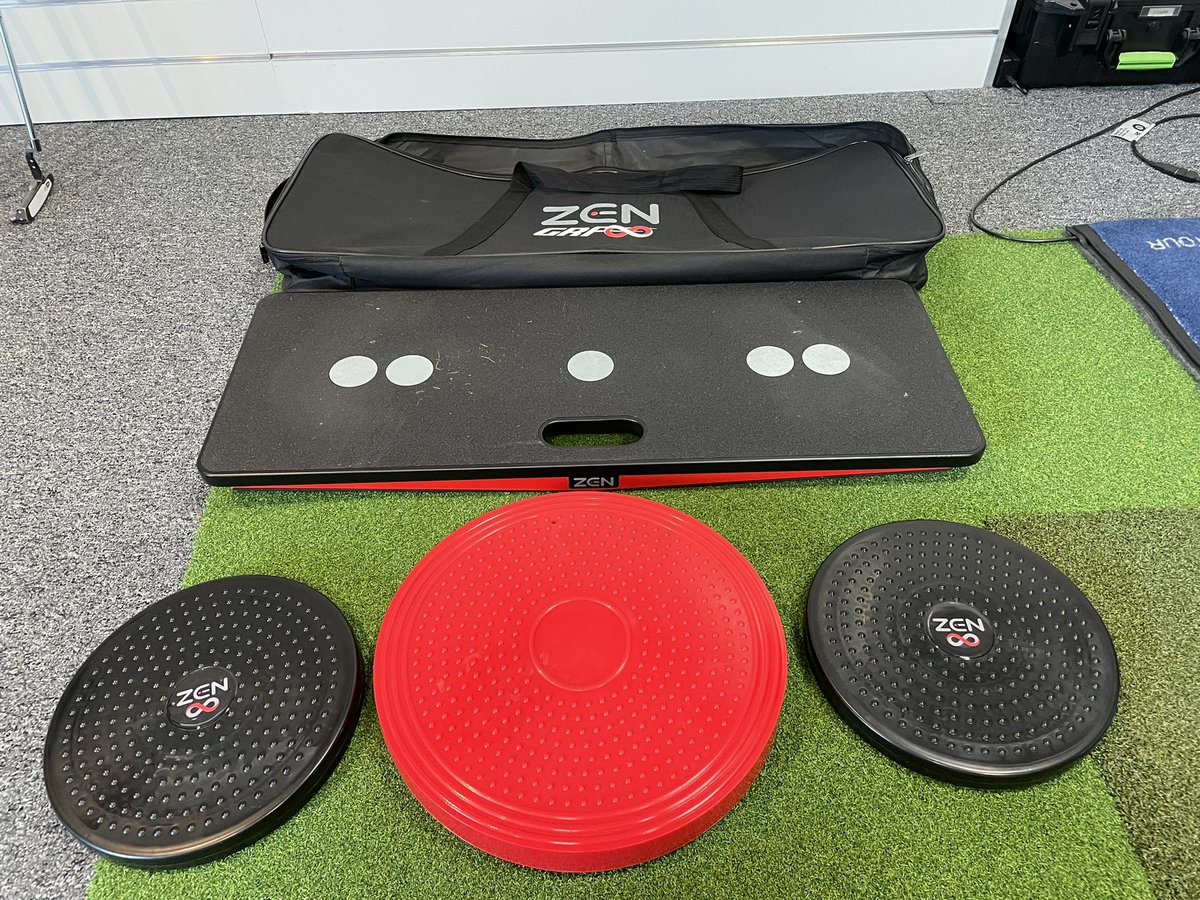 Thank you to @zengolfmechanic for the ZEN GRF board and discs 

Really looking forward to practicing and using this in my coaching #groundreactionforces #zengolfmechanics #playbettergolf