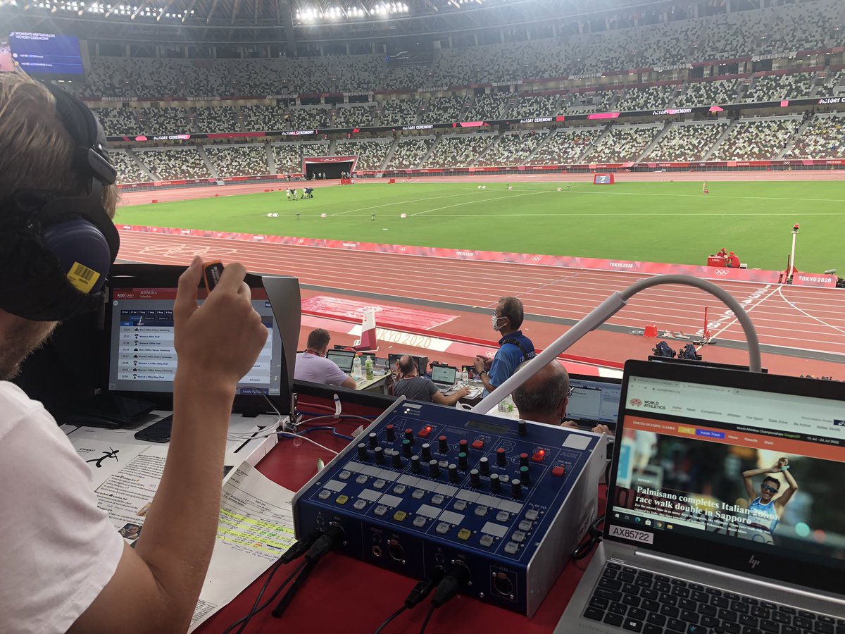 Næstsidste atletikaften. <a href="/tobiasboldt_/">Tobias Boldt</a> og jeg er så klar. @DR1TV om lidt