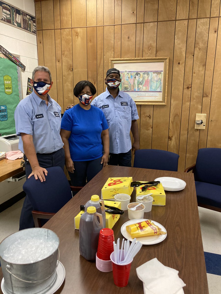 DrNatashaBrown's tweet photo. Shout out to our Amazing Custodial staff who have worked hard all summer preparing for all staff to return next week!!! Love our Wildcat Family❤️ @WOMSWildcats https://t.co/7HG2sOvZiu