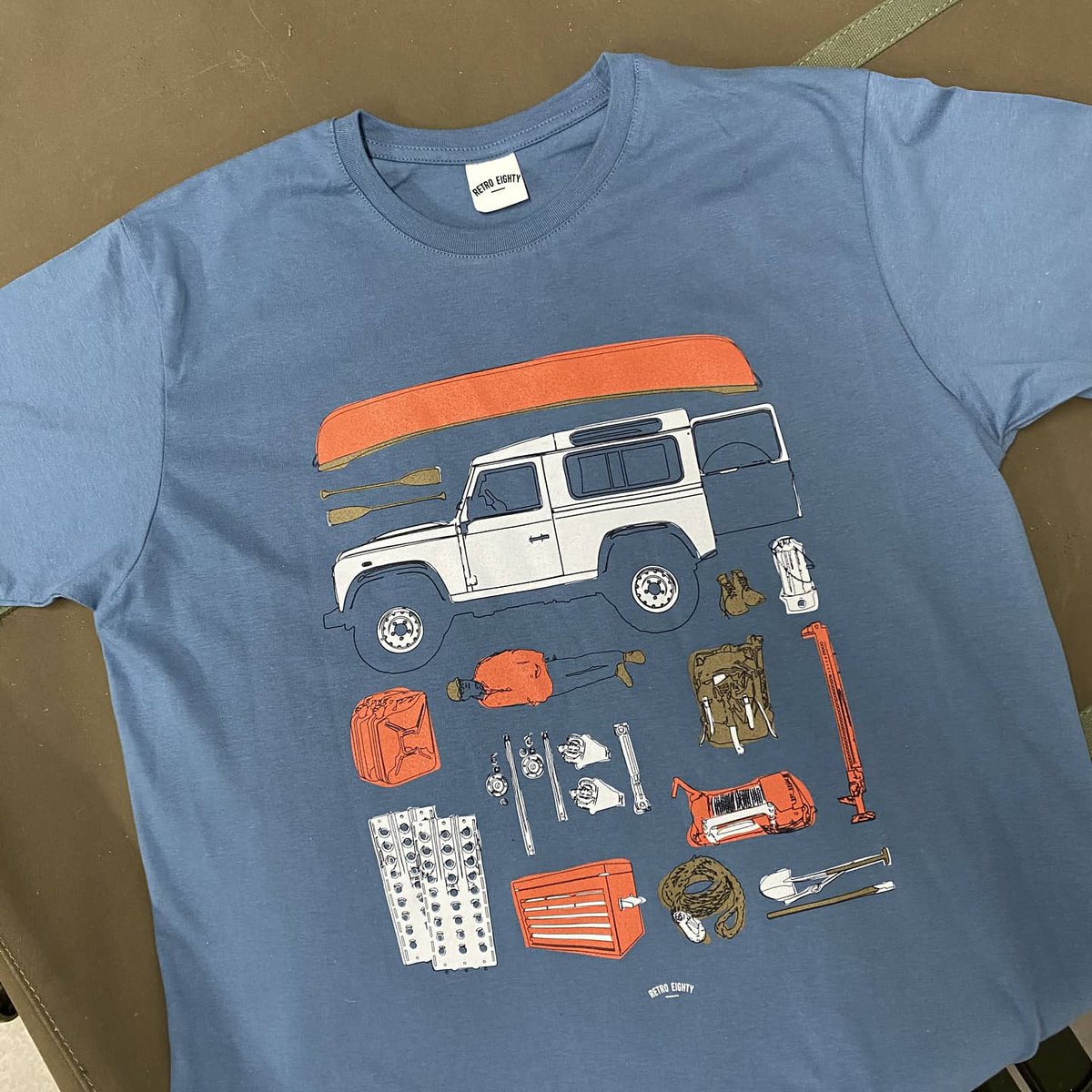 landroverpa's tweet photo. Part the superb & exclusive @retroeighty collection available at https://t.co/5zhqdGhw0D
#landrover #SNX891 #OxfordFirstOverland #SeriesOne #Serieslandrover #RangeRover #RangeRoverClassic #landroverdefender #Discovery #landroverdiscovery #landroverphotoalbum #Retroeighty https://t.co/m0oMsmSHwN