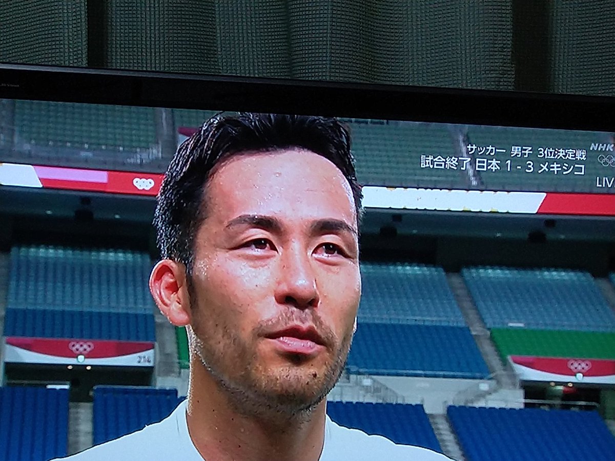 シモーネ 長谷部誠を越えるベ 吉田麻也 なんか俺のサッカーの師匠に顔が似てきた 笑 激闘お疲れ様でした サッカーu 24日本代表 吉田麻也