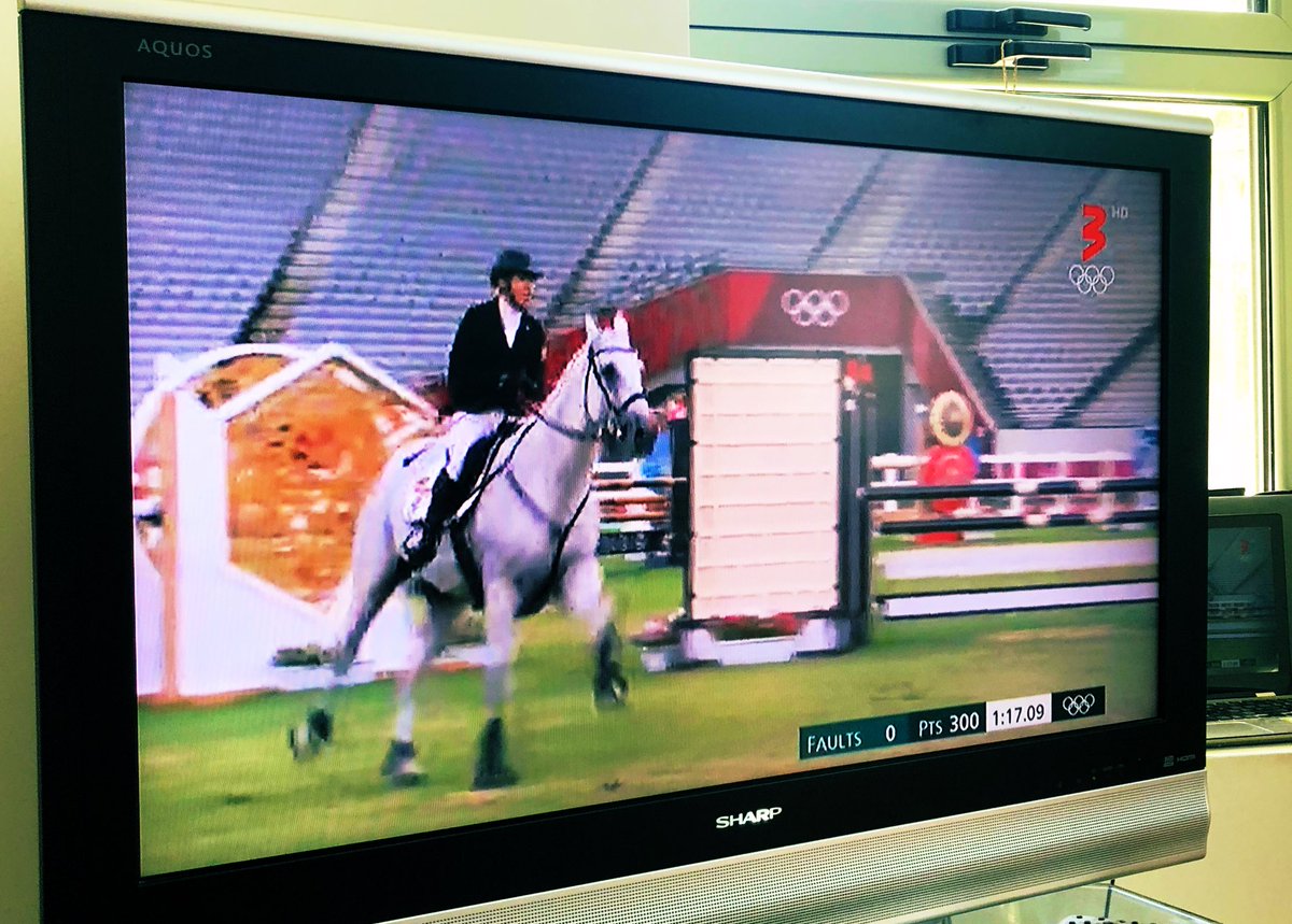 RKacinskas's tweet photo. Finaly #Lithuania has a medal at the #Tokyo2020!
Laura Asadauskaitė wins #silver for #TeamLT 🇱🇹 in the women's modern #pentathlon. https://t.co/P5kr0xmFUH