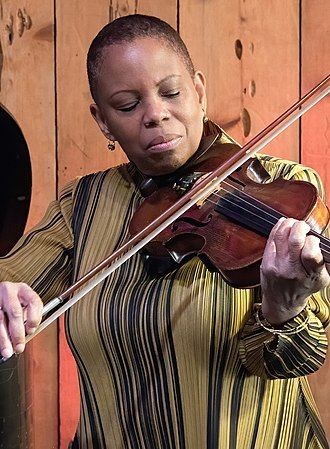 Happy birthday to Regina Carter! 