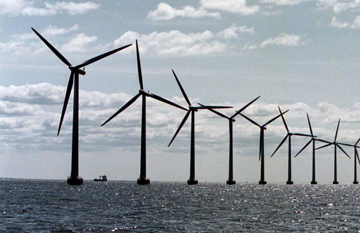 “TotalEnergies eyes stake in giant North Sea wind farm” buff.ly/3Cm0WGe