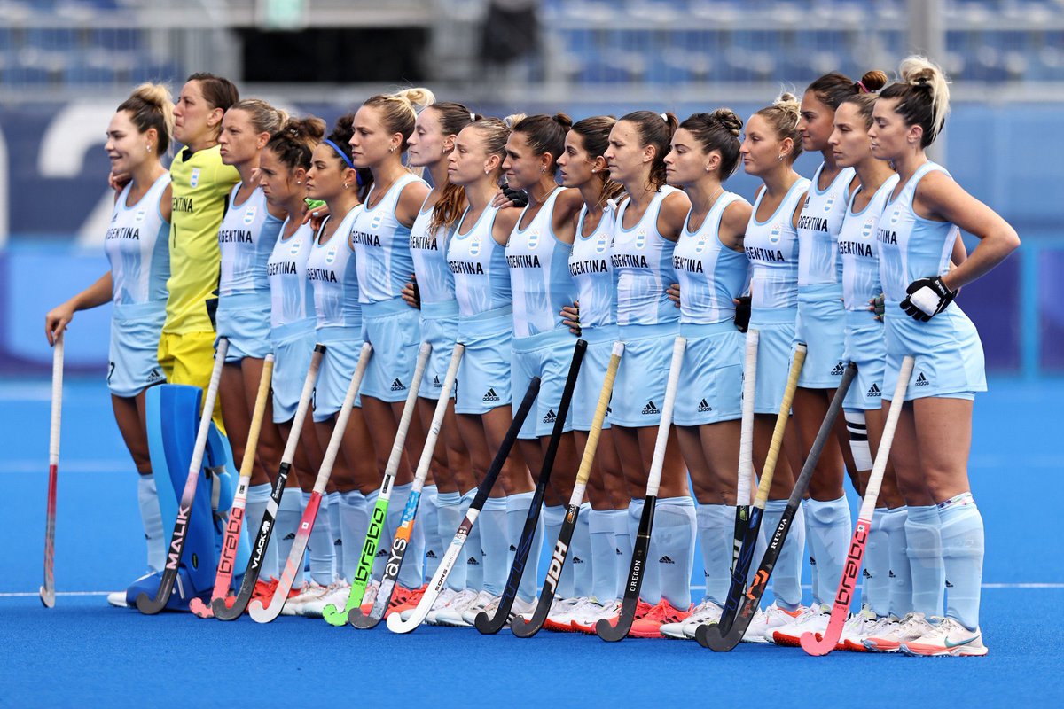 Medalla de plata para Las Leonas 🥈