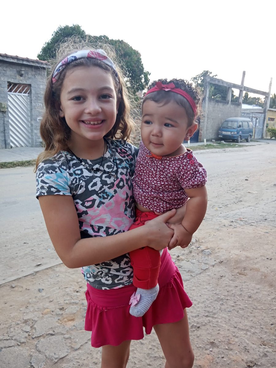 Claudio58845143's tweet photo. Parabéns filha papai te amo muito 💗❤🥰 https://t.co/DXJRjDbfMw