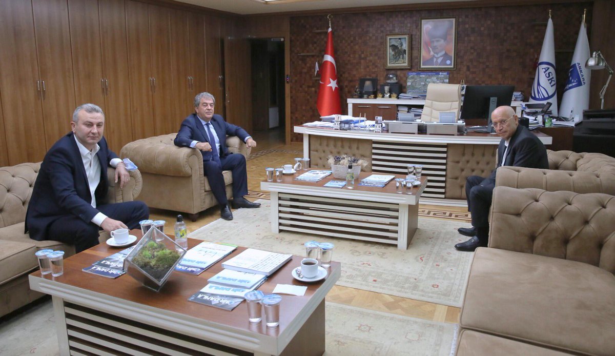 Bugün Yenimahalle Belediye Başkanımız Sn. Fethi Yaşar ve Ankara Büyükşehir Belediye Meclisi CHP Grup Başkan Vekilimiz Sn. Yaşar Neslihanoğlu'nu kurumumuzda ağırlamaktan memnuniyet duyduk.

Nazik ziyaretleri için kendilerine teşekkür ediyorum.
<a href="/fethiyasar/">Fethi Yaşar</a> <a href="/yasarnes/">Yaşar Neslihanoğlu</a>