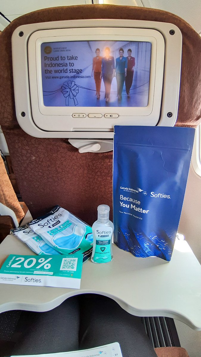 Setiap penumpang <a href="/IndonesiaGaruda/">Garuda Indonesia</a> mendapatkan Personal Health Kit yg sngt bermanfaat bagi kami di kala berpergian saat pandemi sprti ini, #MyBestStoryForGA #BecauseYouMatter <a href="/DitaMukhamad/">Mukhamad Dita</a> <a href="/ridadesiana/">Rida Desiana</a> <a href="/Baetybe/">Baety Noer Listiany</a> <a href="/madefanny/">Arvhiani</a> <a href="/verapuspita/">vera puspita</a>