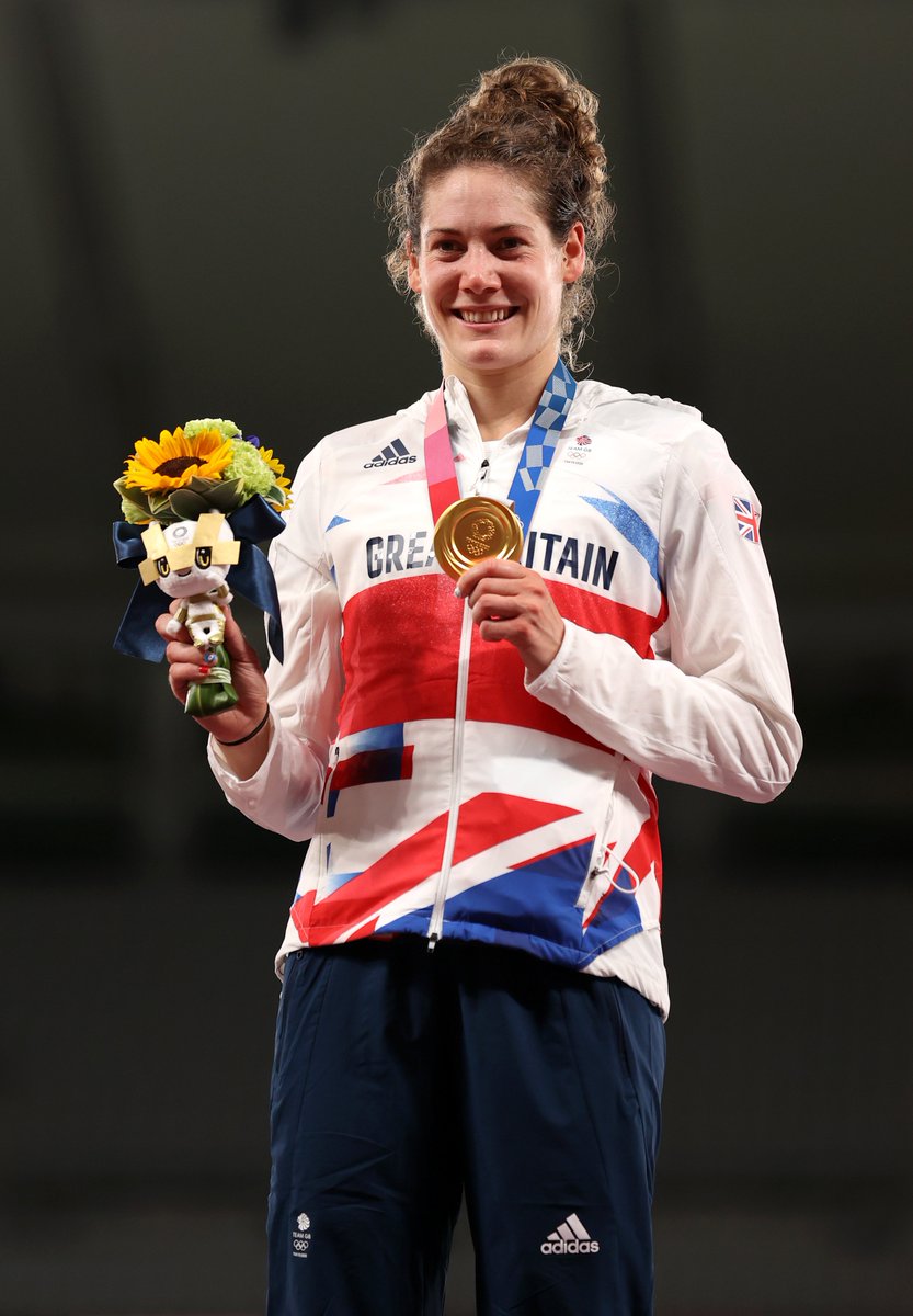TeamGB's tweet photo. .@KateFrench3 has won our first modern pentathlon Olympic gold since Steph Cook at Sydney 2000.
Today's success is our sixth medal in the women's event this century.
#TeamGB https://t.co/leEnFRAysY