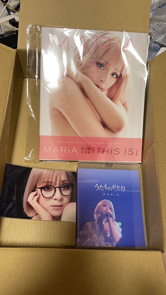 sinners1984's tweet photo. 届いたー!
中を見るのが楽しみだわ〜!
写真集第二弾発売おめでとうございます❗️
#MARiA
#THIS_IS https://t.co/gtMGmoHSDf