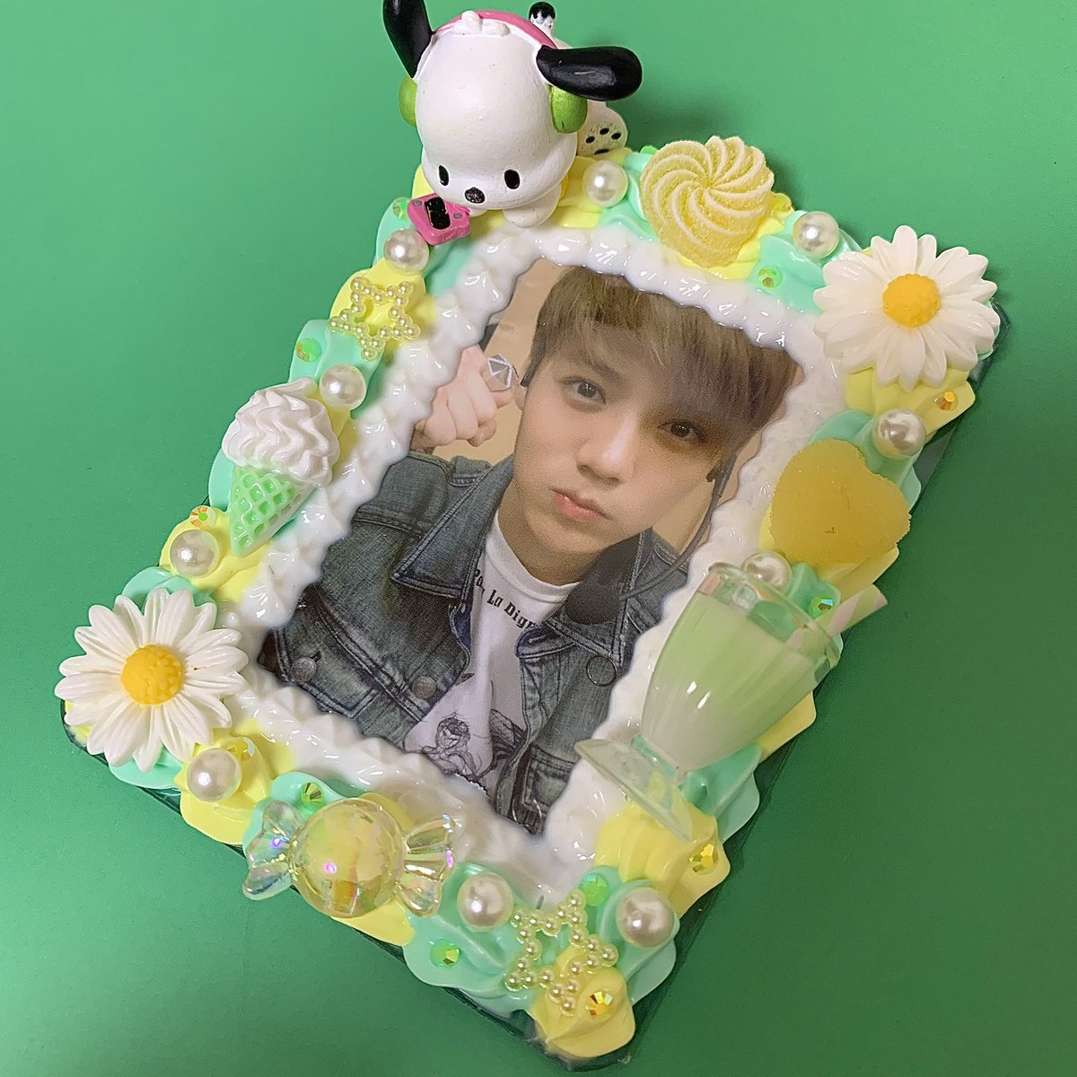 Fleyy_9's tweet photo. 오라버니 
21년도 탑로더는 어떠신지요
7년전보단 편안하신가요 ? https://t.co/2xlOw9zDLS