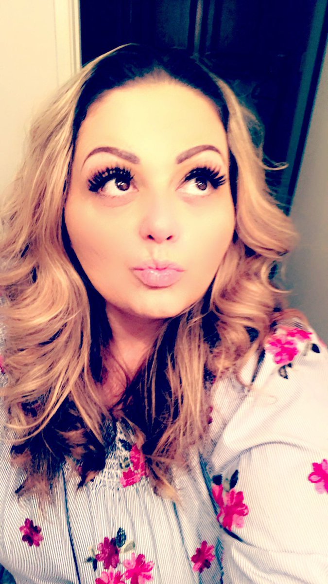 GiGi_Marie 🍯 (@GiGiTheHoneyPot) | Twitter