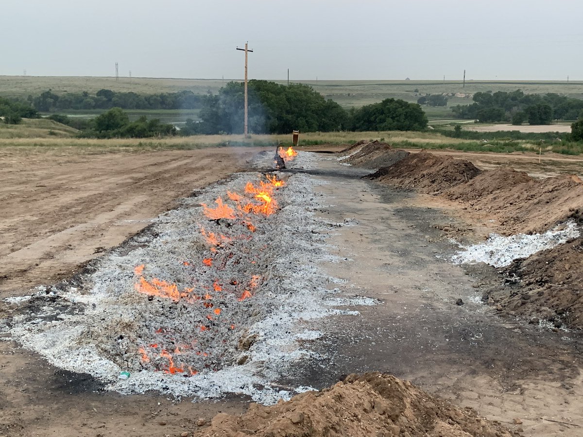 lathemfarms's tweet photo. #BBQ pit burning nice this morning. Will load it with 10,000 lbs of #beef this afternoon. Only takes 2 minutes to load each pit &amp; have it covered. #XIT #WorldsLargestFreeBBQ https://t.co/XINq0XNC4N