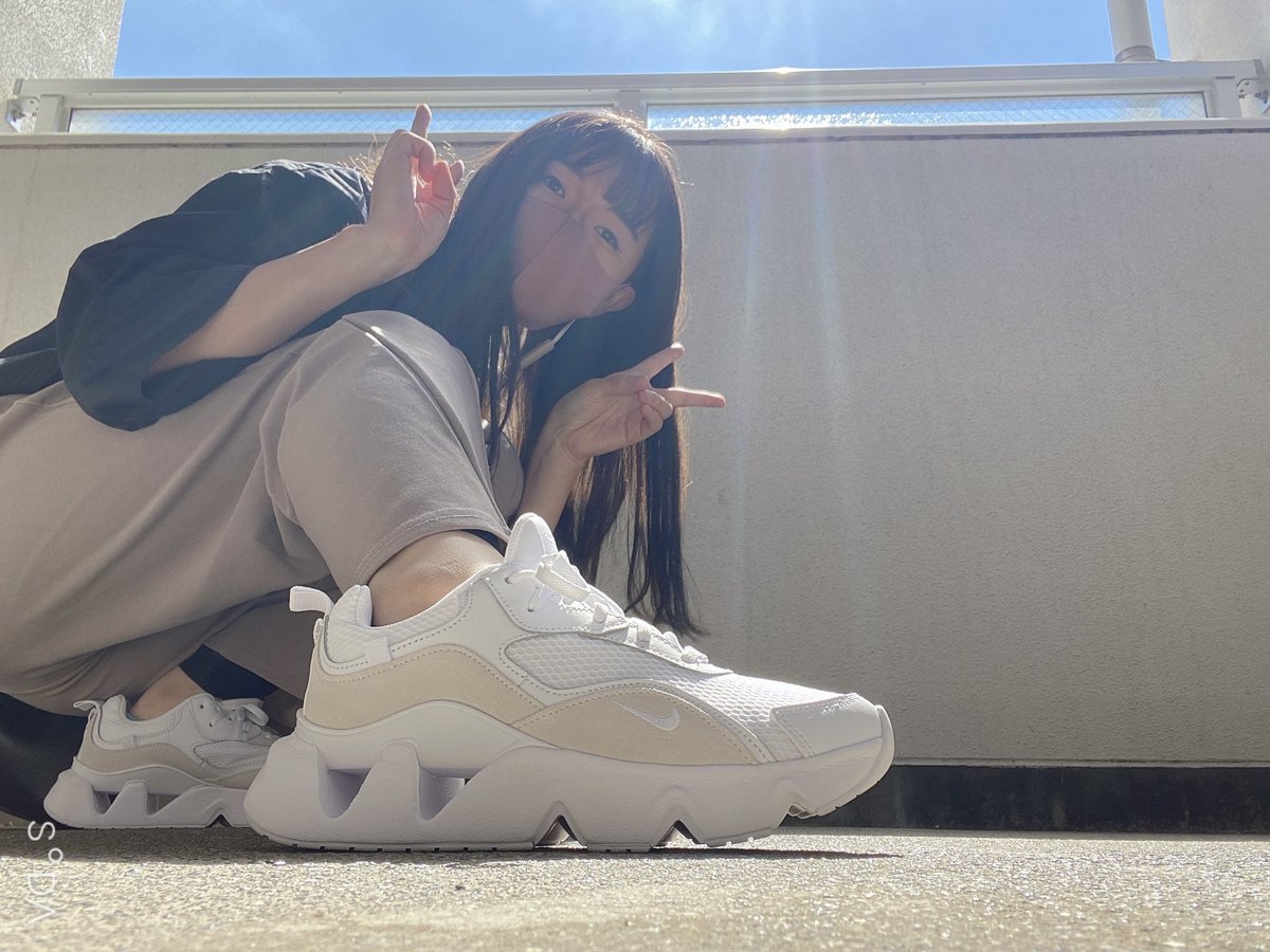 تويتر ダッドスニーカー البحث في تويتر