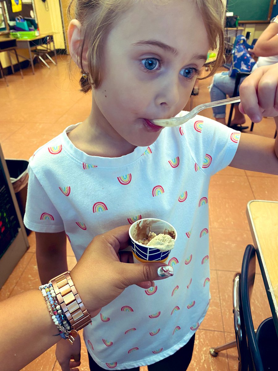 Ms. Vasquez tweet media