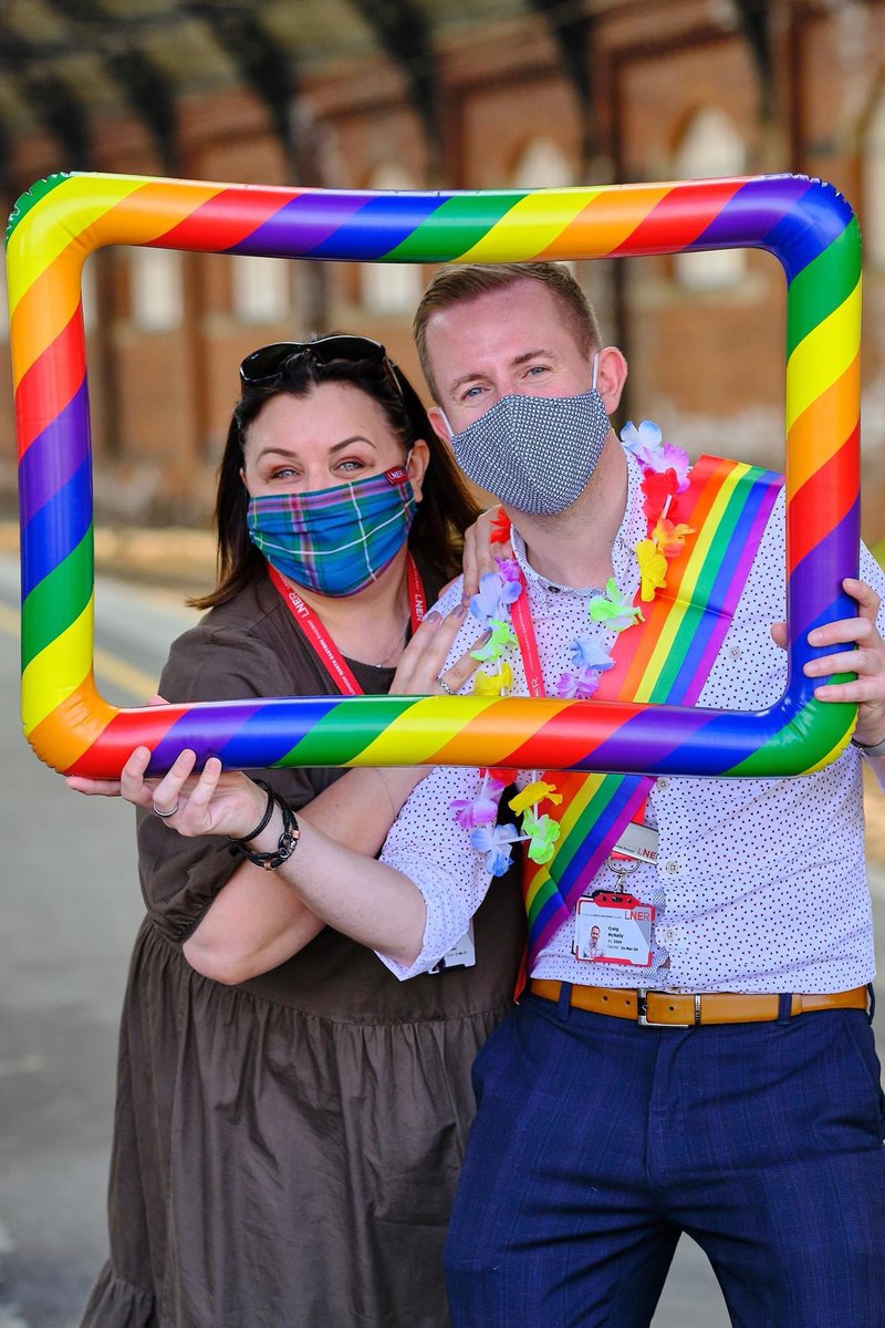darlingtonbc's tweet photo. Darlington Pride Weekender would not be possible without our volunteers and sponsors 🤝
 
A huge thanks to sponsors @LNER! 

And to @NewcastleBSoc whose staff designed the weekend’s logo (we love it!) and helped with art and print work.

Team work! ✨ https://t.co/XLEAv0lftM