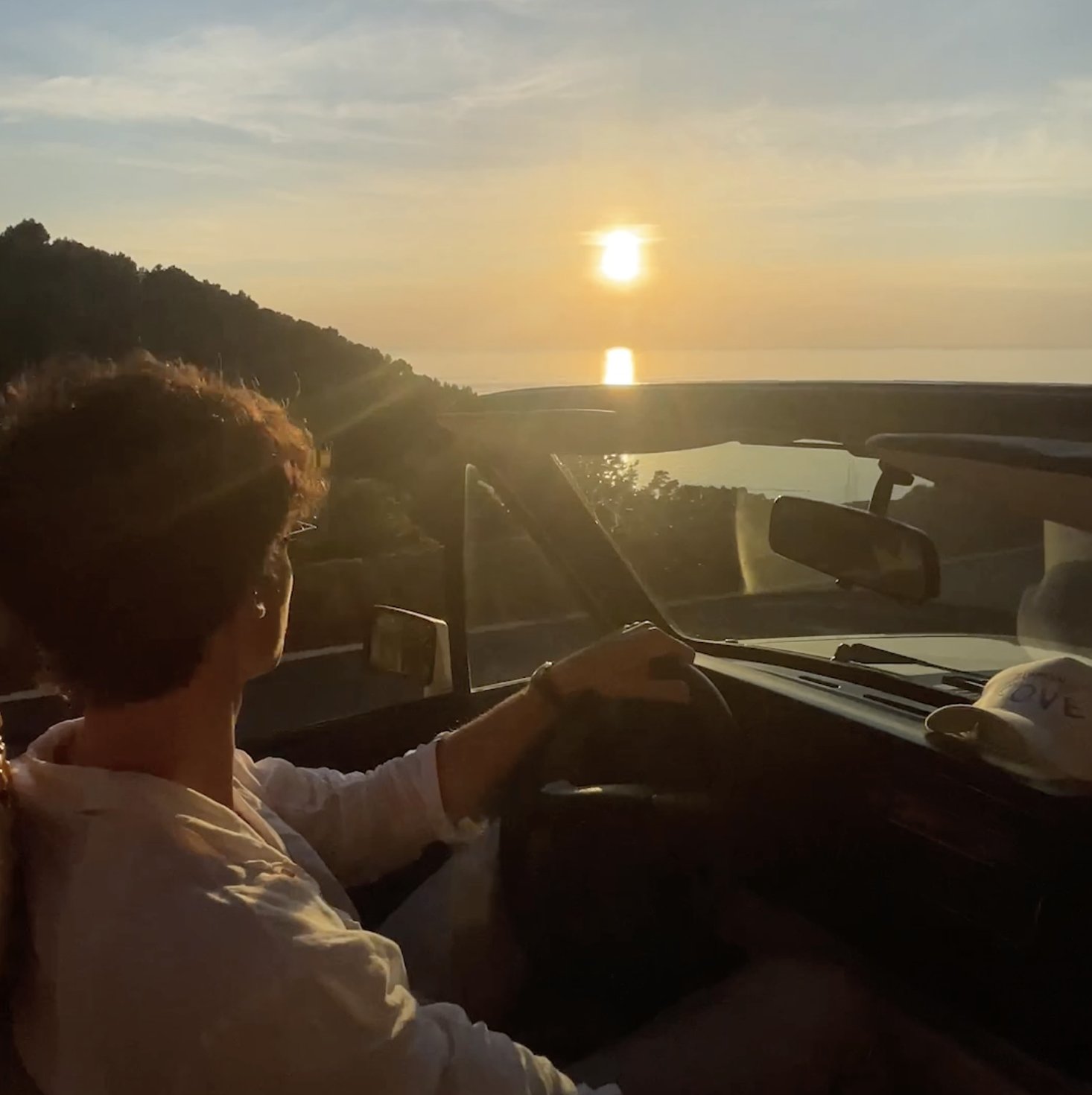 Shawn Mendes on Twitter "Summer of love https//t.co/fv5GnMZ6K1" / Twitter