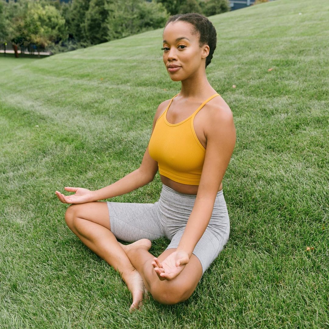 blackgirlinom's tweet photo. 🌱 What would you do, and more importantly who would you become, if you stepped into the Truth that you are unconditionally loved and supported? ⁣⁣⁣⁣⁣
✨ Check out 28 Days to Alignment today https://t.co/AP5MrEXTpg
Photo by @lindseykusterman
⁣⁣#BlackGirlInOm #BGIO https://t.co/FgTF4yoo27
