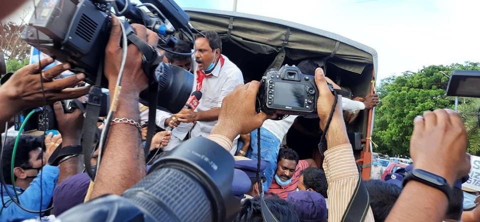 AJyesta's tweet photo. Steel plant conservation fight leaders arrested..
On the occasion of Union Finance Minister Nirmala Sitaraman's visit to North Andhra today evening-We Fight we will Win https://t.co/KpsLBDjiXW