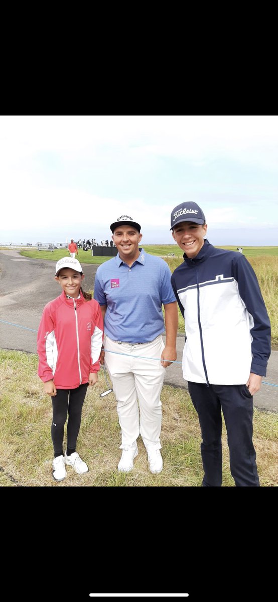 Thanks <a href="/marcusarmitage1/">Marcus Armitage</a> for the picture😁👍good luck for the rest of the tournament!⛳️@EuropeanTour