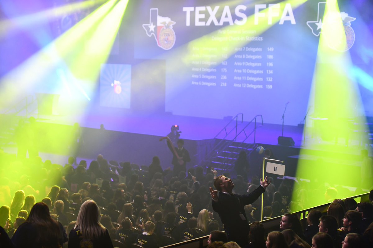 TexasFFA's tweet photo. Laser Lights - ✔️
Fog Machine - ✔️
Great DJ - ✔️
Texas FFA Members - ✔️

Who wants to go back a few weeks and relive the greatness that was our pre-sessions at convention this year?! #TexasFFA https://t.co/dmKKVKyf3C