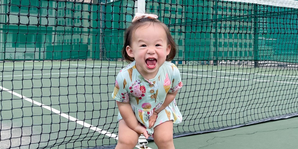 Mila is ready for the weekend, are you? Enjoy the sun and heat on our 5th floor terrace just like Mila, or make your own fun this weekend at The Westin Harbour Castle! 
Photo: @happilyeverduo