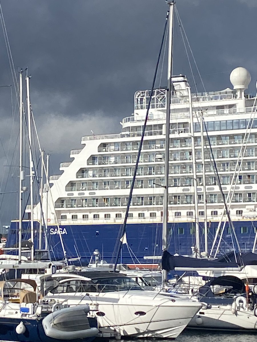 Philippa Smith tweet media