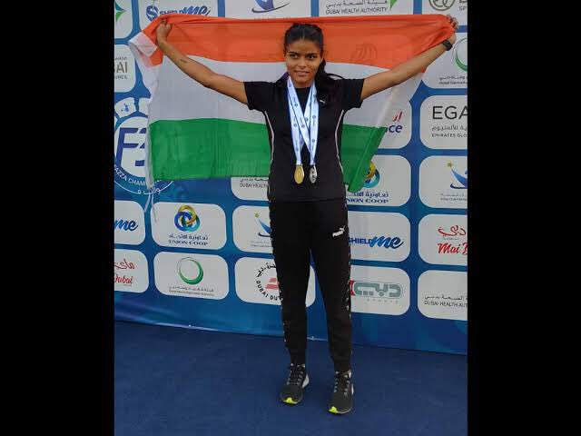 Nk Gajendra Singh of Indian Army sold a plot & took loans from bank as well as friends to fund his p...