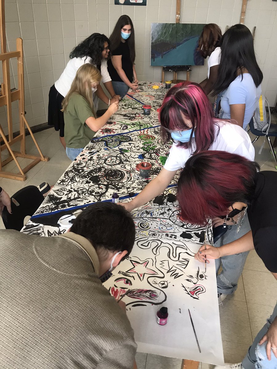 WHHS_Art's tweet photo. Time for AP and 5th period Art 1 to make their marks! The Sumi Ink murals are really starting to come together! ❤️❤️

@gtimes @WH_Spartans @Hall_Schools #whhsartrocks #whhsfinearts #fineartscomplex #together #westhallbesthall #todayinsparta https://t.co/mQ4R0zJmv9