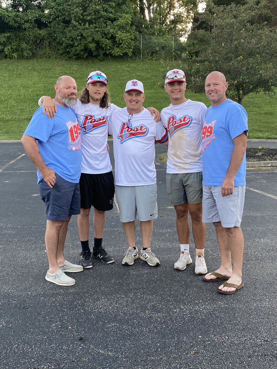 199_post's tweet photo. It’s funny how a game so simple can bring so many amazing people together. Where parents and sons can cherish these moments. From Cincy, to West Virginia, this team was special. Thank you to the parents, coaches and especially our players. Hell of a season boys. 👊🏼⚾️⚾️ https://t.co/FTMgb1yzuH