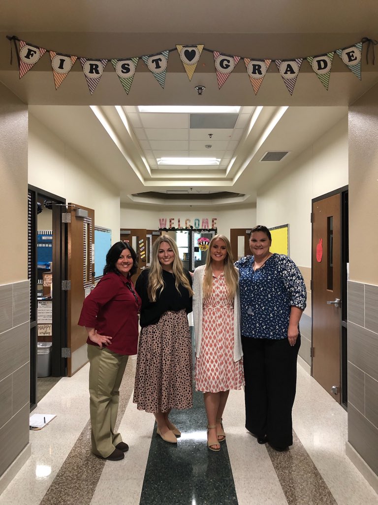farrellk_'s tweet photo. Meet the Teacher 2021-2022 @msaylett @ChrissiNovella  #HEBISDpeople #HEBISD https://t.co/li0OCVWViZ