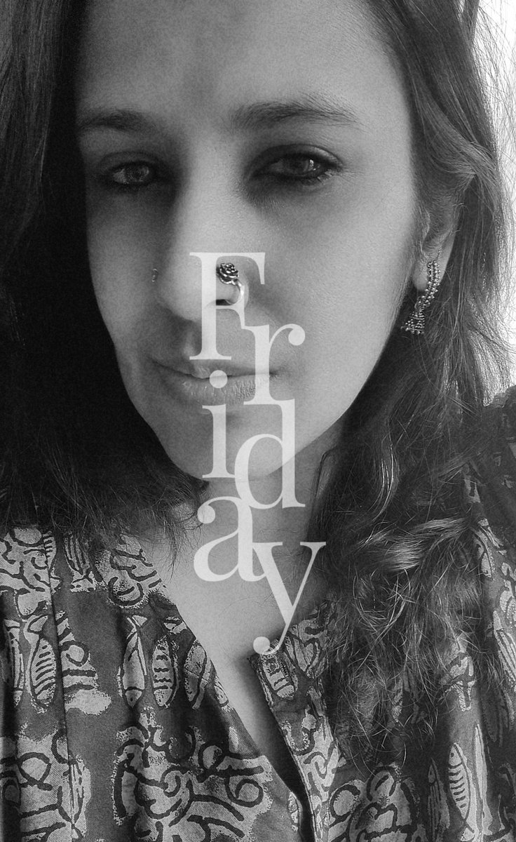 PhotoLele's tweet photo. Fri-yay ๐
Got a nose-pin I love and earrings to go. #SmallJoys
From: #everstylish https://t.co/k6zvWa7DhV