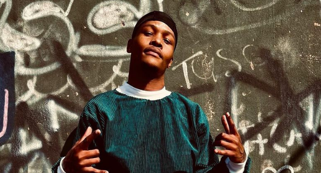 SAHipHopMagcoza's tweet photo. Zingah Reacts To Getting His 1st Ever Gold Plaque, Releases New Single With Blxckie ----> https://t.co/WUiZnOjkoL #SAHipHopMag @Zingah_LOTJ https://t.co/uG2aXMRt4a