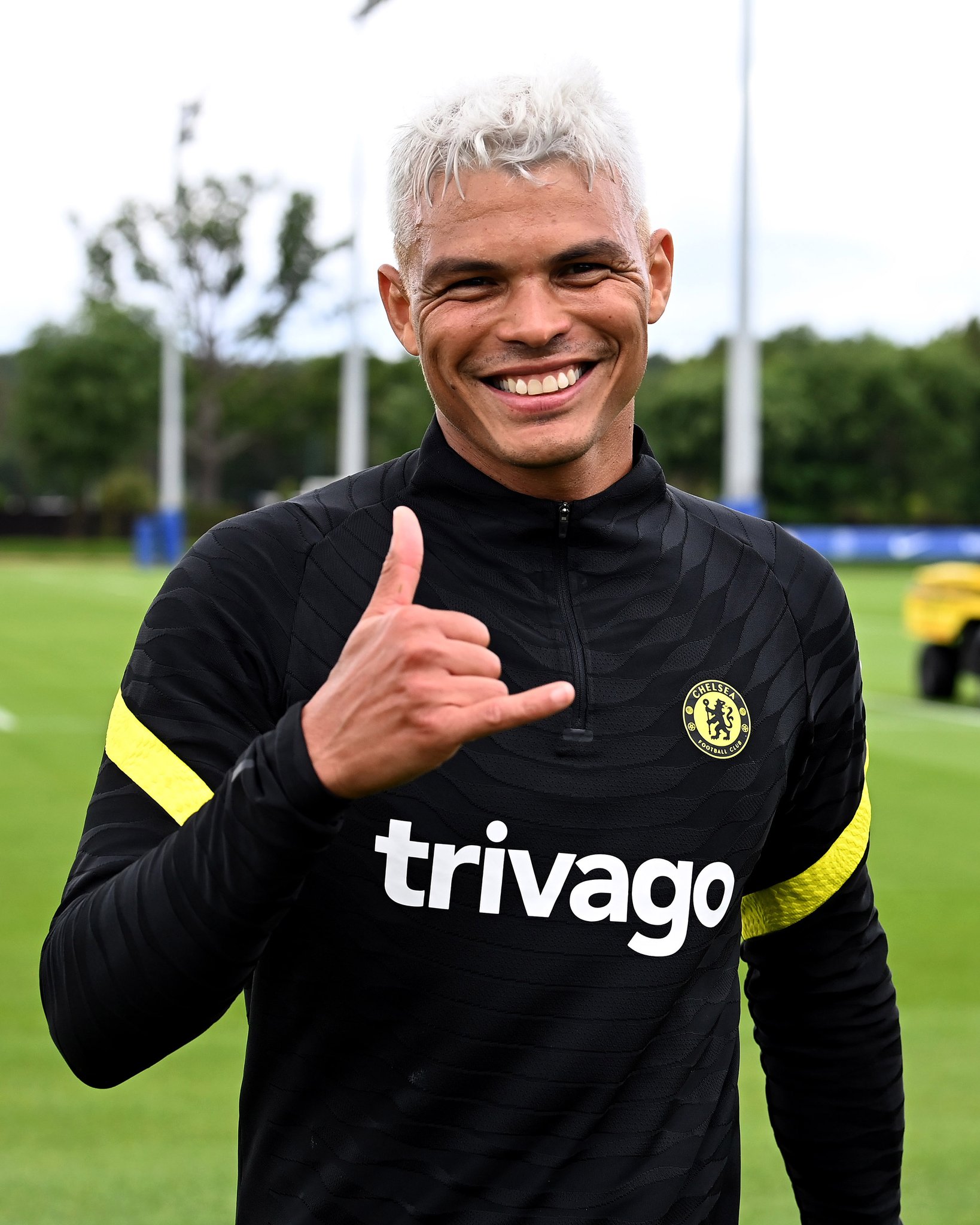 E8HEXWAWUAkWQ7x?format=jpg&name=large