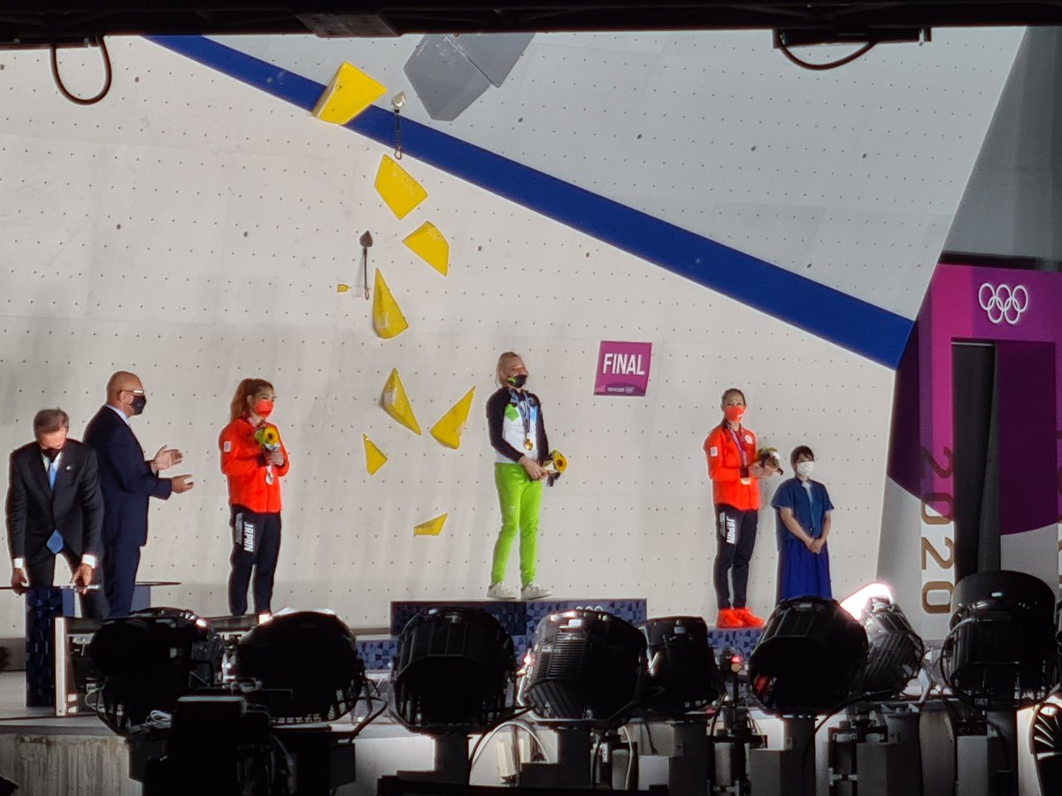 The first women's #SportClimbing podium.   https://t.co/zKPFwIk1zA