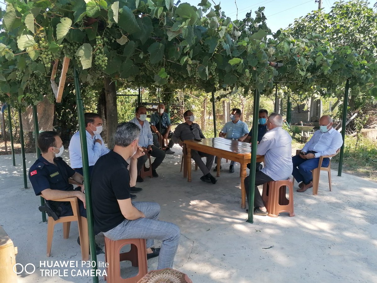 Kaymakam <a href="/CevdetErturkmen/">Cevdet Ertürkmen</a> kurum amirleri ile birlikte Gerzeliler Mahallesi'nde Kıbrıs Gazisi Ömer Gül'ü ziyaret etti.