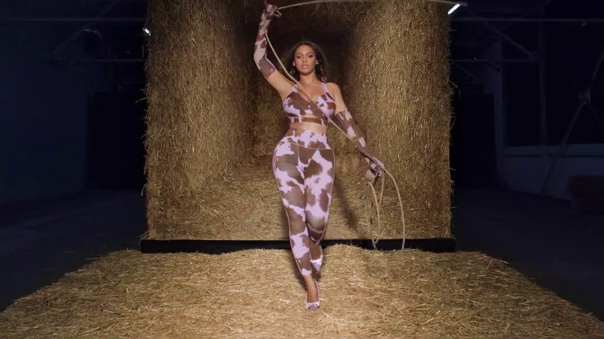 Pop Crave tweet media