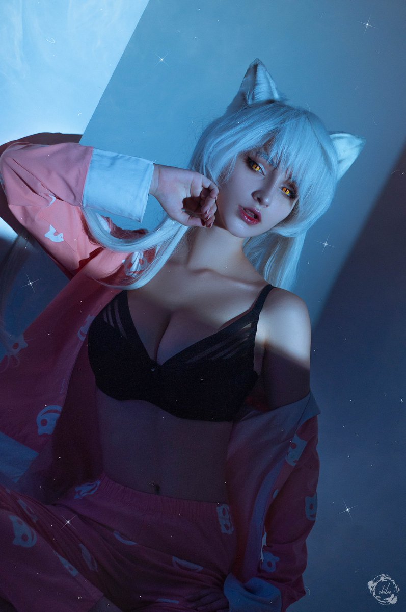 I can brighten up August for you, kitten! 💕 Take a look at me

Ph: @mr_shilen 

#tsubasa #hanekawa #monogatari #hanekawatsubasacosplay #hanekawatsubasa #cosplay #nekomonogatari https://t.co/bDpbDHtJ8u