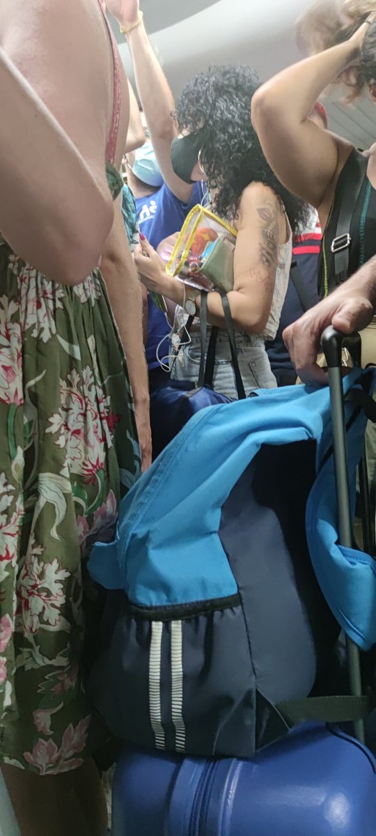 sol_espada's tweet photo. Después son las reuniones familiares lo que contagian no? @AndaluciaJunta @Renfe #covidandalucia #covidmalaga 
@opiniondemalaga https://t.co/AA4PrjM8T9