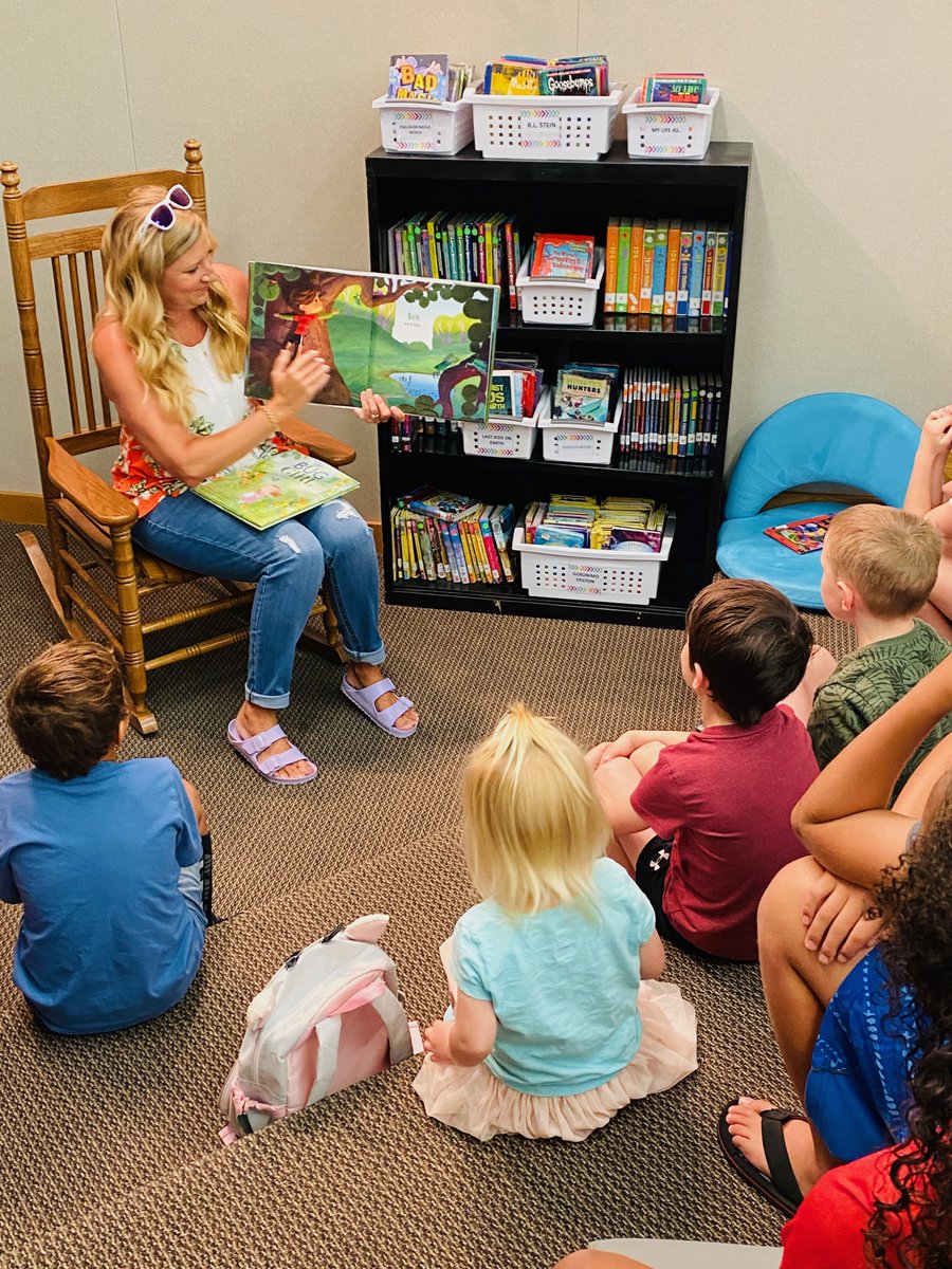 BeltonISD's tweet photo. Our summer library hours were a success! Thanks to the librarians and other staff who made it possible to open the library doors β and literally the world β to #BeltonISD students this summer. π #EACHandEVERYstudent #BISDreads https://t.co/JkljBPpTCw