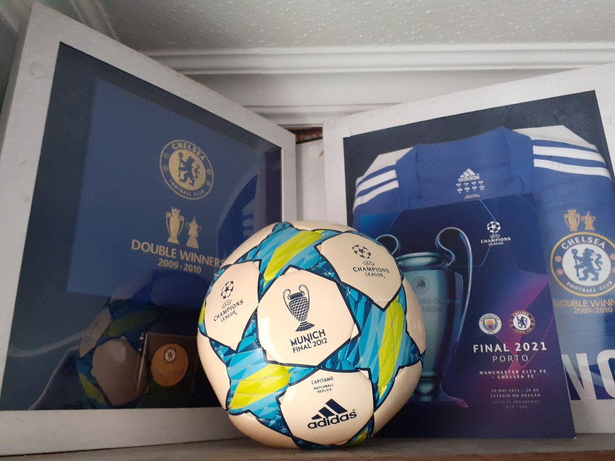 Chris09Adams's tweet image. Perfect addition to the Double Winners 2010 &amp;amp; UCL 2012 winners memorabilia #UCL #UCLfinal #FootballProgram #CFC #Chelsea #ChampionsOfEurope 💙⚽️💙