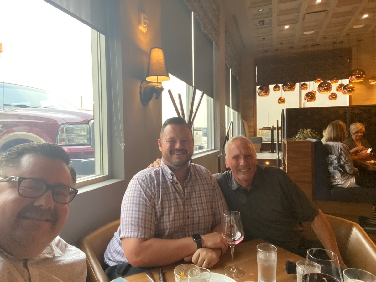 rifconation's tweet photo. ROOOOOAD Trip. Guess who is in SASK!!! Chris and Rob are on tour! Golf (Rifco Cup), road food and lovely dinners with million dollar club members! @obriansauto @SherwoodChev @DriveRightRide #ff500club #rifco #rifcodealers https://t.co/wUXehTfvSP