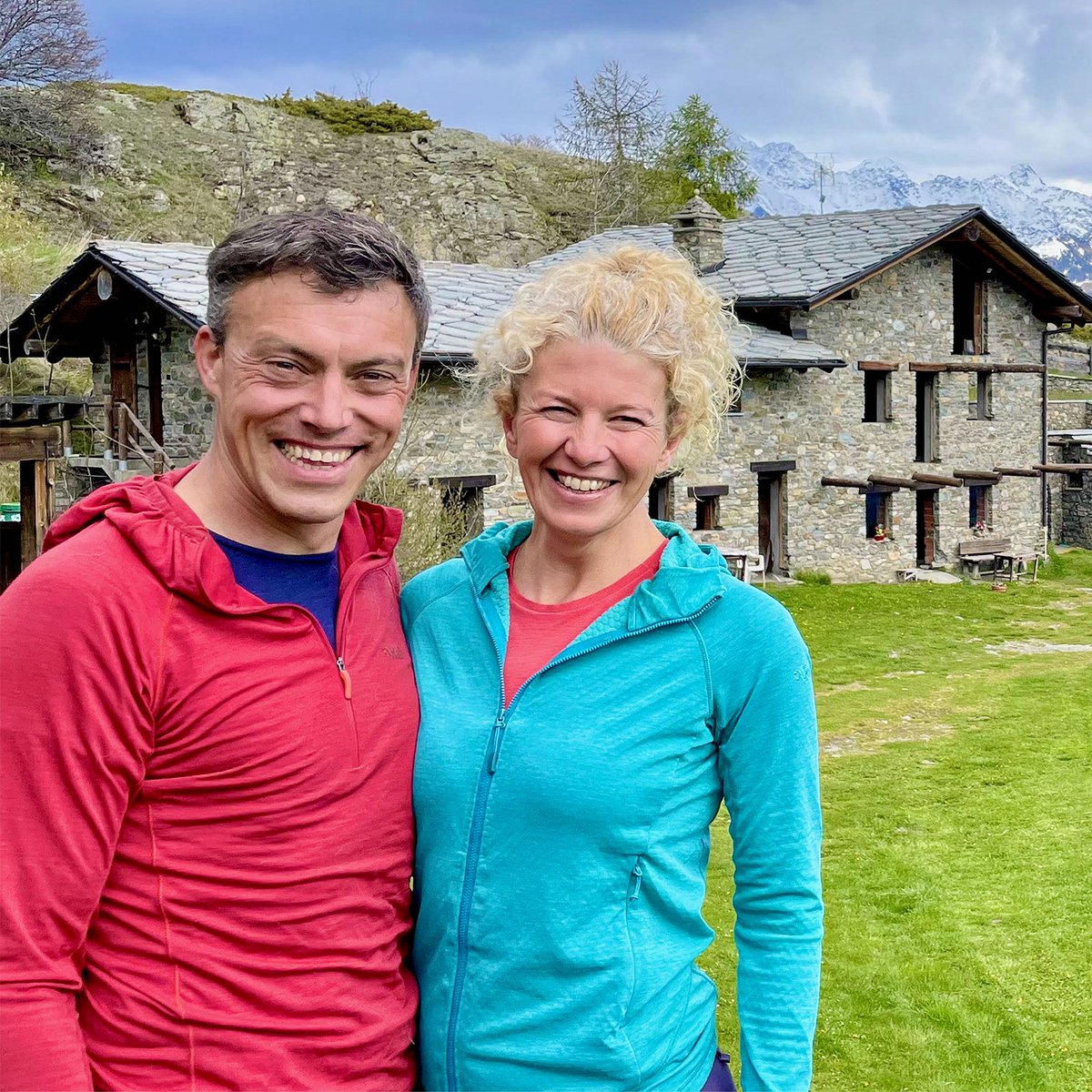 In een huis in Noord-Italië wil een #ondernemersechtpaar een uitvalsbasis creëren voor #bergliefhebbers. Ze hebben bewust gekozen om het benodigde geld via #crowdfunding bijeen te krijgen <a href="/CrowdAboutNow/">CrowdAboutNow</a> bit.ly/3Cqbowr