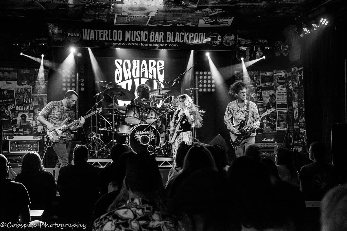 Cobspix_photo's tweet photo. Gigs are back, and so am I. Give me a shout if you need a gig photographer ๐ธ๐๐๐ค
#squarewild #rock #livemusic #photography #LiveMusicIsBack https://t.co/ldPKzHh1Rs