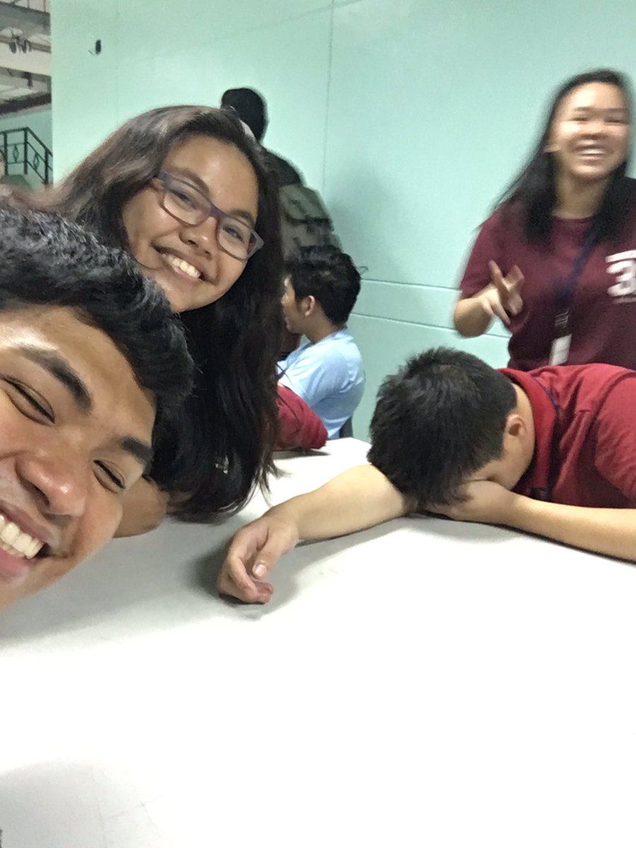 edmdrios's tweet photo. Challenge #2
Most memorable exam pa rin ata yung EEE 23. Bagsak (given) pero basta higher than the mean, di na tayo aarte π
No pic nun, so hereβs a pic na natutulog ako sa eee kasi we all know we cram the night before an exam
#BYEEE
#FINALEEE
#EEEGrad2021
@eeerepsofficial https://t.co/dmtqNnVkHY