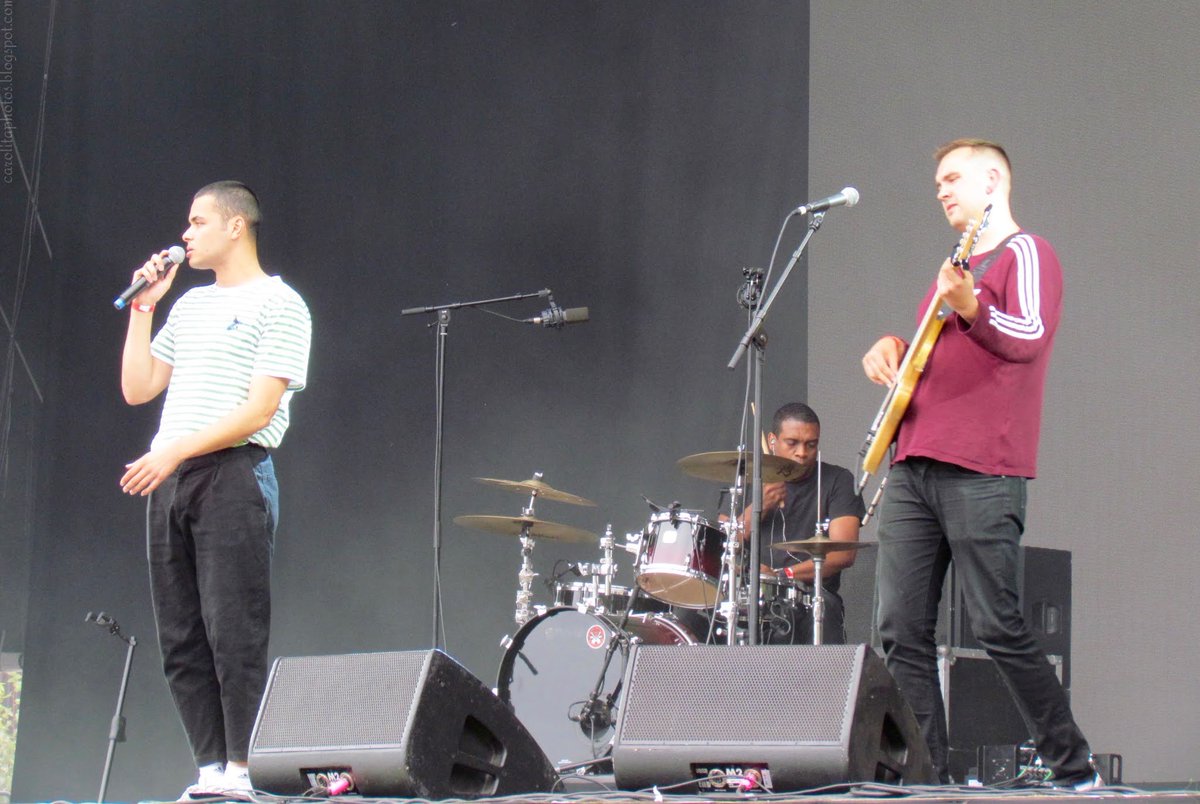 carole_bcn's tweet photo. Still with the memories of #rockenseine 2018, where I had the occasion to discover the talented @AdySuleiman. More pics here:  https://t.co/U3zIhEE2yx #concertphotography #livemusicphotography https://t.co/B1winqJmx7
