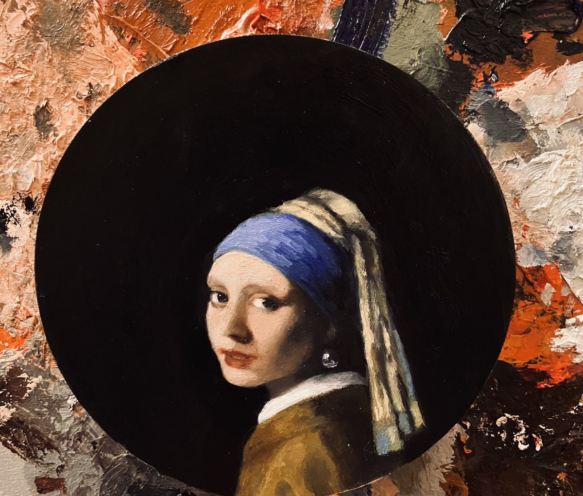 رسمتي للوحة الفنان johannes vermer 
- “The girl with the pearl earring” 
"الفتاة ذات القرط اللؤلؤي" 
- Oil colors on a wooden board
- Diameter 10 cm.
- 4 cm x 7cm
#رسمتي #art #oilpainting <a href="/aartist__/">حياة الفن🎨</a> <a href="/Rassamen/">Rassamen رسامين</a> <a href="/art_forus/">الحياة والفن</a>