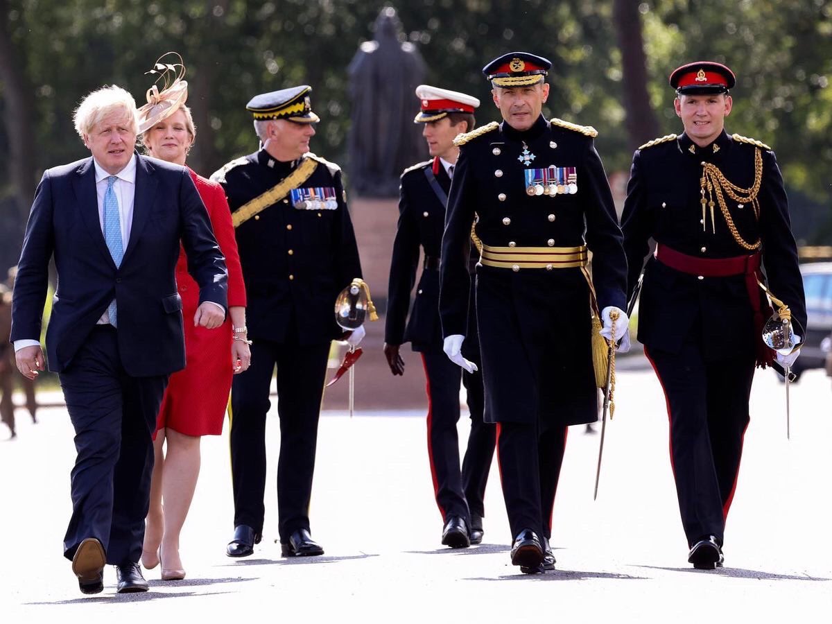 RecruitmentAgc's tweet photo. Today we welcomed our newly commissioned officers from across the Corps as they marched off the Old College Parade Square at the Sovereign's Parade, @RMASandhurst. 44 weeks of intensive training completed and into the next phase of their Army careers they go! #FridayFeeling https://t.co/j46RAFOoN6