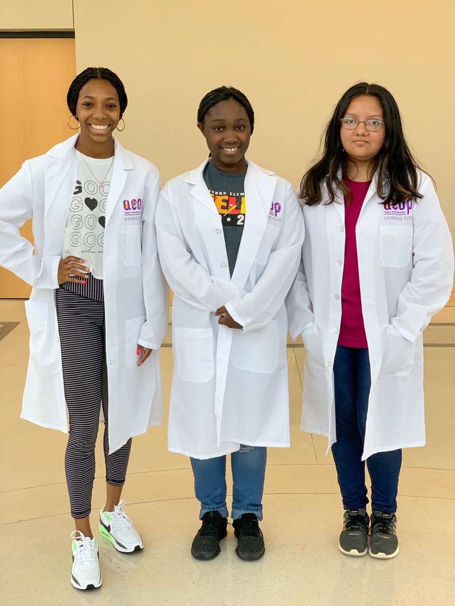 UTeachTech's tweet image. Simsboro High school students Lauryn, Jadyn, and Vanessa @USAEOP REAP apprentices #USAEOPApprenticeships @LATechCOES