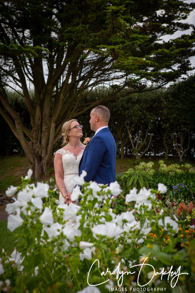 ImagesCornwall's tweet image. Another postponed wedding finally went ahead.  Sarah and Jon were married at St Michaels Resort, Falmouth.  The hotel is ideally suited for some beach photos on Gyllyngvase Beach and the gardens.